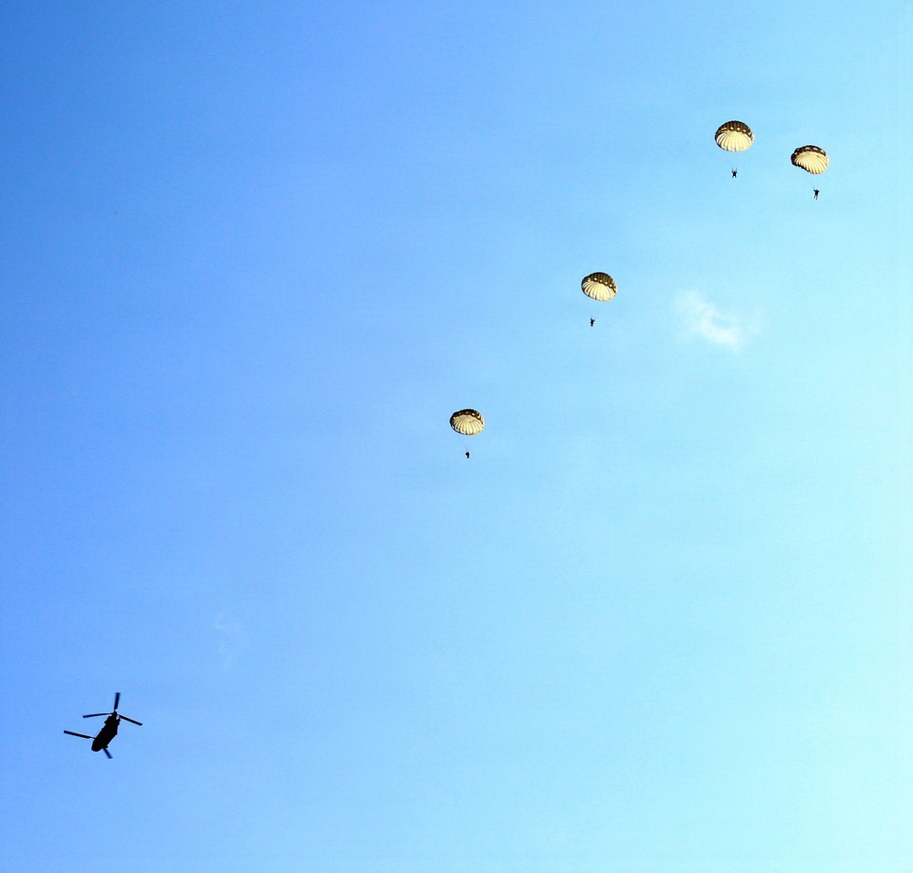 SOCEUR Airborne Operations
