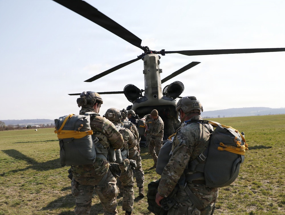 SOCEUR Airborne Operations