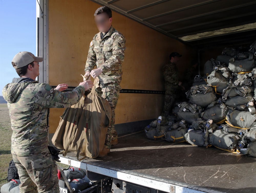 SOCEUR Airborne Operations