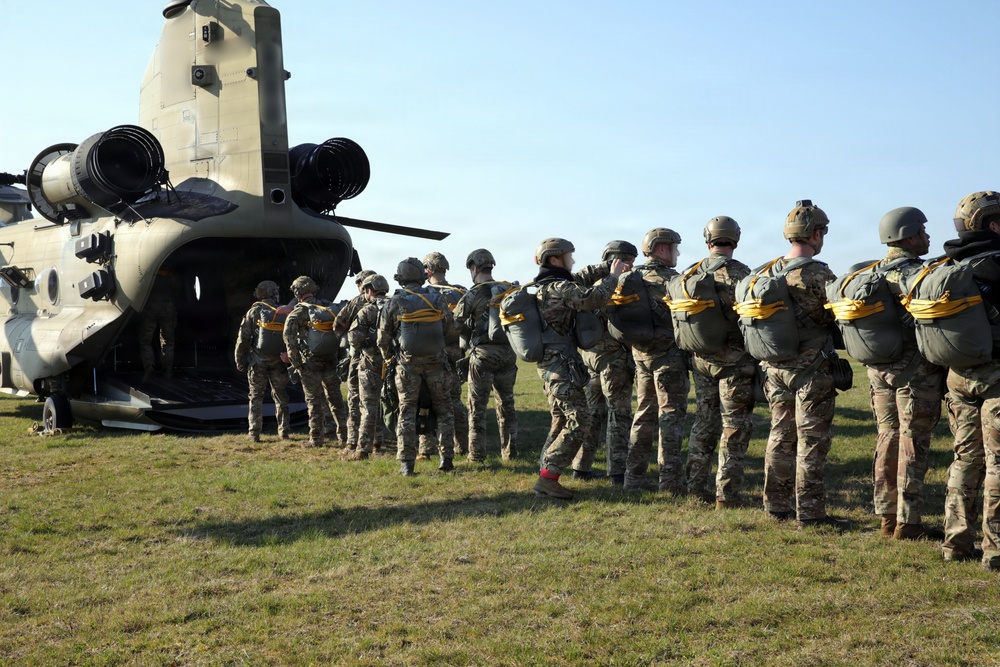 SOCEUR Airborne Operations