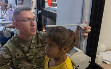U.S. Service Members Deliver Critical Medical Care During Five-Day Mission to Bocas del Toro (Day 2)