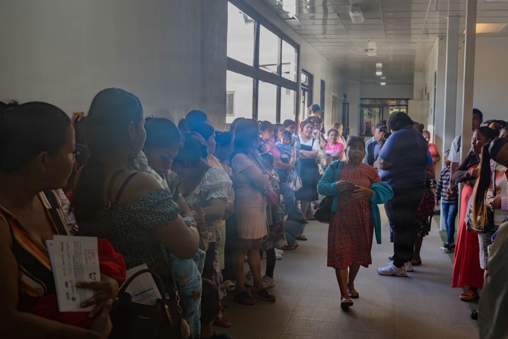 U.S. Service Members Deliver Critical Medical Care During Five-Day Mission to Bocas del Toro (Day 2)
