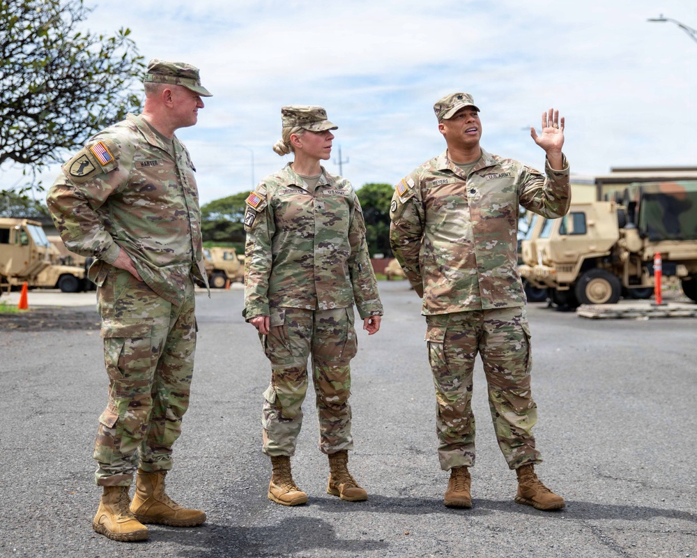 Chief of the Army Reserve Visits 9th Mission Support Command