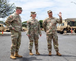 Chief of the Army Reserve Visits 9th Mission Support Command