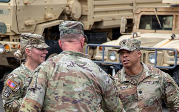 Chief of the Army Reserve Visits 9th Mission Support Command
