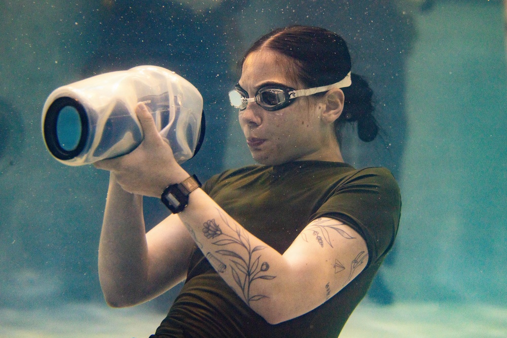 24th MEU Under Water Egress Training