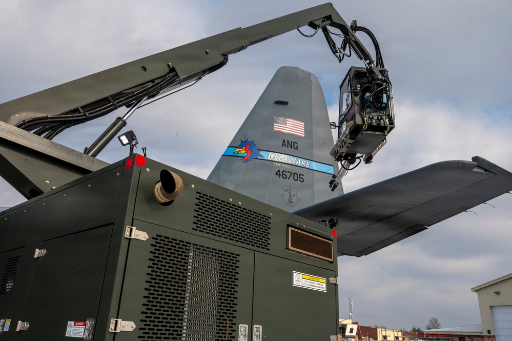 166th Maintenance Group Deices C-130 Aircrafts