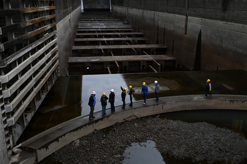 USACE maintaining safe and efficient navigation along the Columbia-Snake River System.