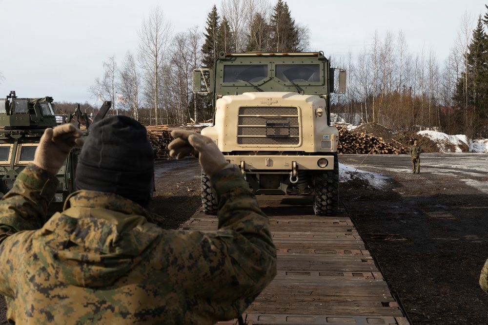 CORE26 | Logistics Marines conduct railhead operations in Sweden after Arctic exercise