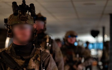 Coast Guard Maritime Security Response Team-East conducts boarding training aboard Spirit of Norfolk
