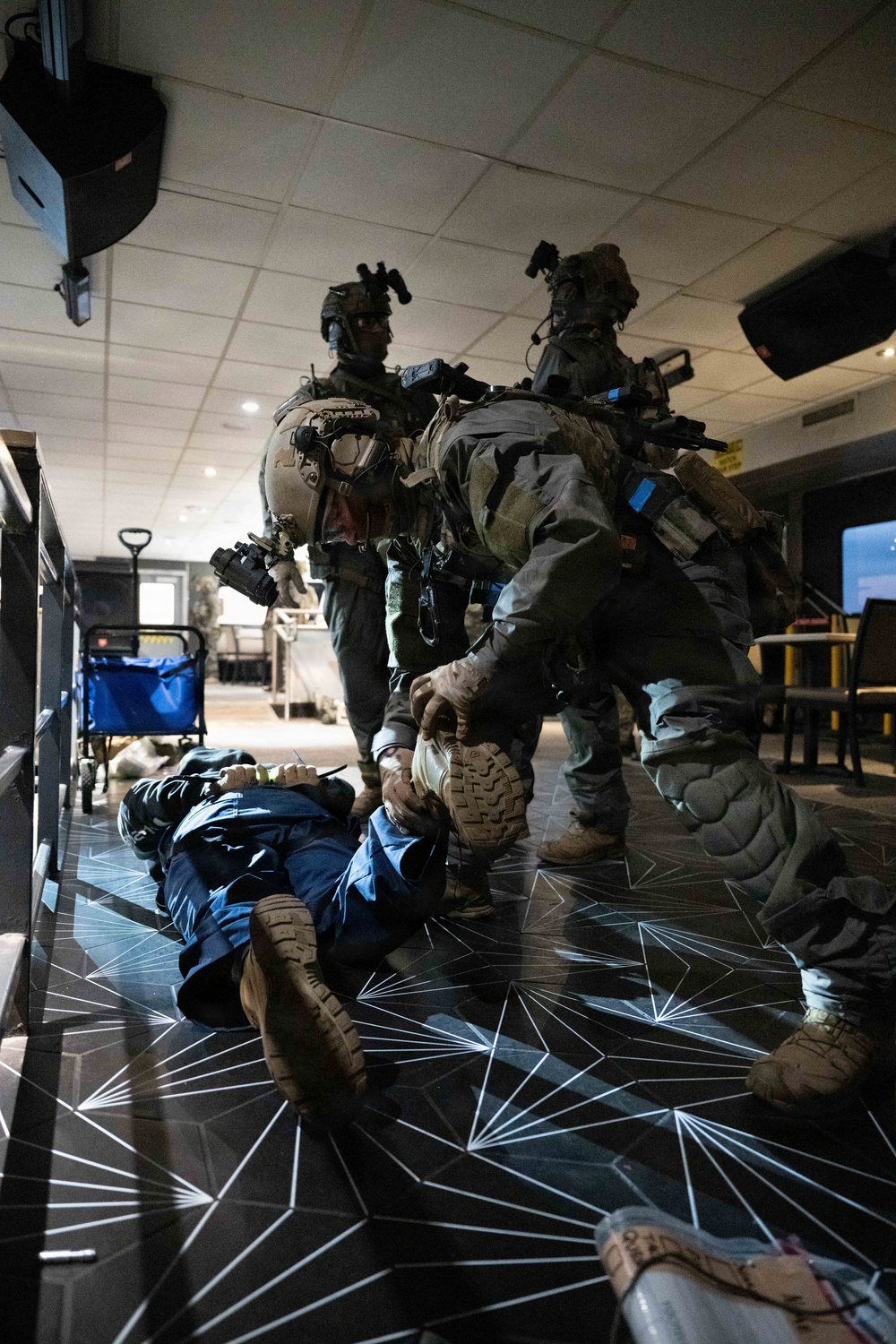 Coast Guard Maritime Security Response Team-East conducts boarding training aboard Spirit of Norfolk