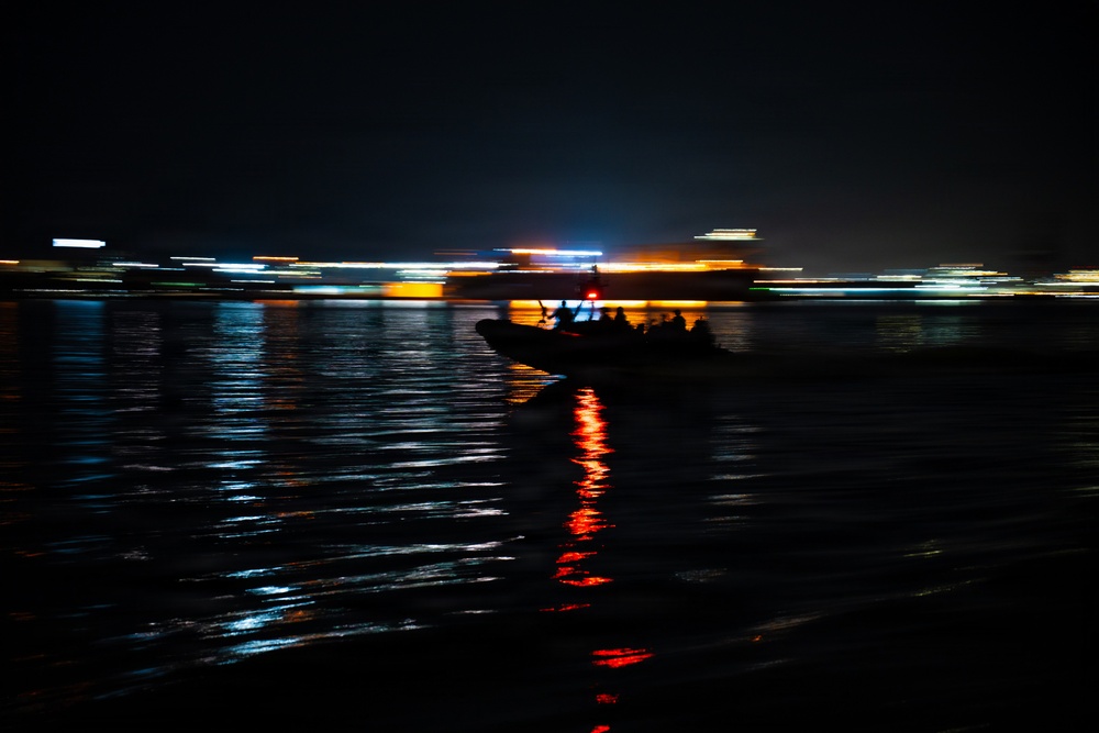 Coast Guard Maritime Security Response Team-East conducts boarding training aboard Spirit of Norfolk