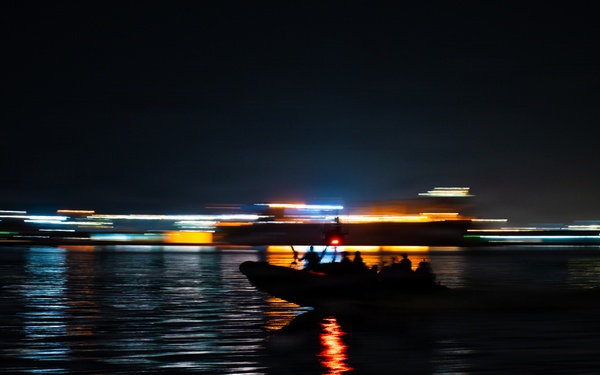 Coast Guard Maritime Security Response Team-East conducts boarding training aboard Spirit of Norfolk