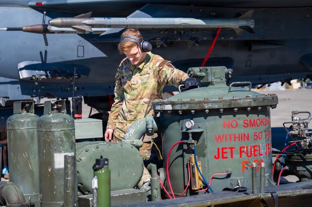 Hot Pit Refueling Operations