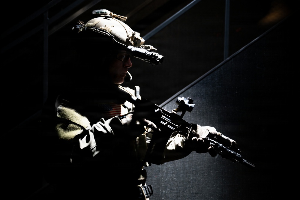 Coast Guard Maritime Security Response Team-East conducts boarding training aboard Spirit of Norfolk