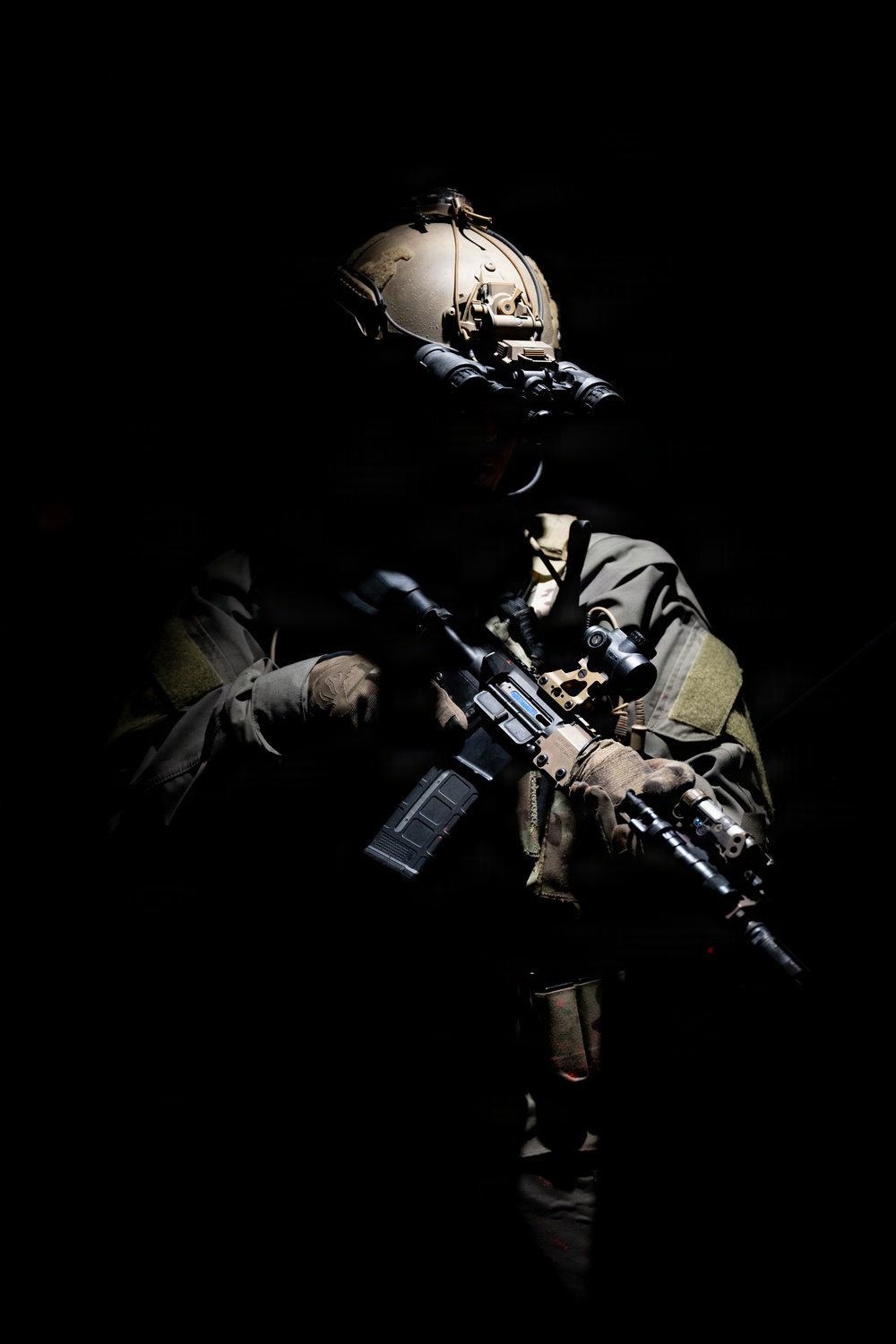 Coast Guard Maritime Security Response Team-East conducts boarding training aboard Spirit of Norfolk