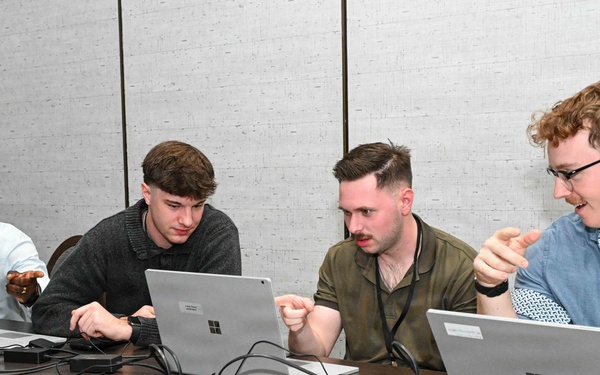 DHA Dental Laboratory Training Workshop Strengthens Military Readiness