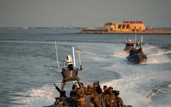 Coast Guard Maritime Security Response Team-East conducts boarding training aboard Spirit of Norfolk