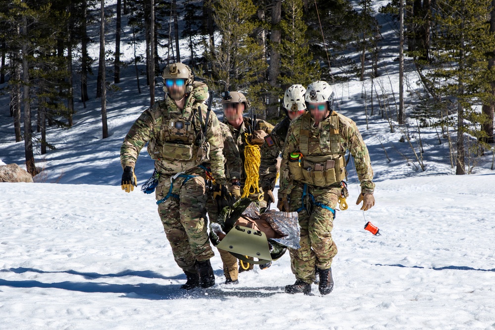 10th Special Forces Group Trains at Marine Corps Mountain Warfare Training Center
