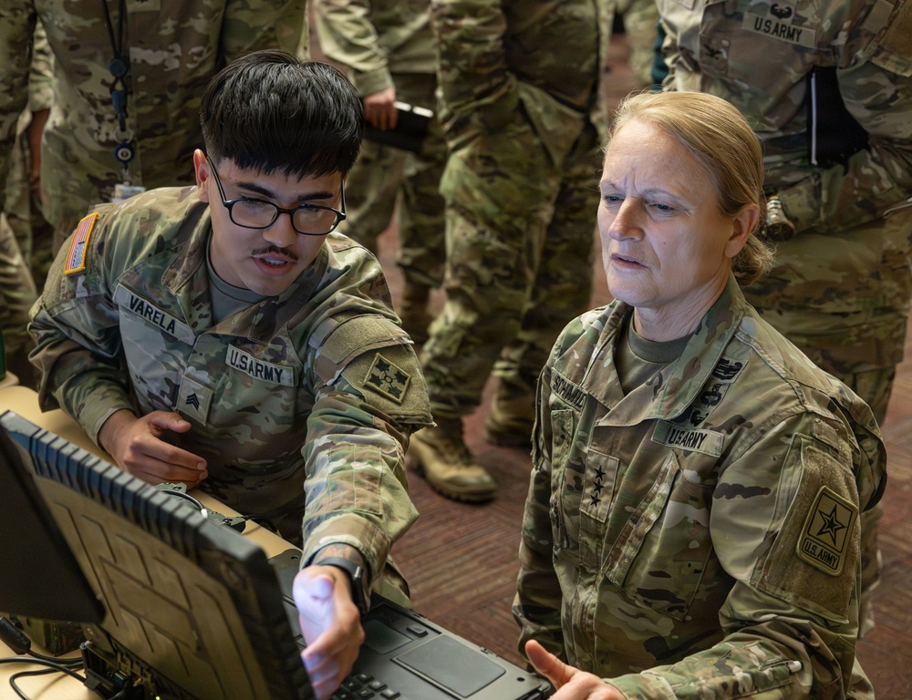 4th Infantry Division Demonstrates NGC2 to Senior Army Leadership