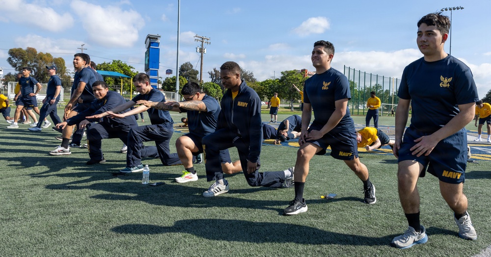 USS Green Bay Conducts Command PT