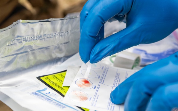 Sailors with 1st Dental Battalion conduct medical readiness training