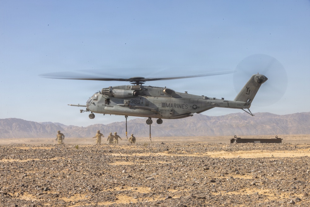 U.S. Marines, Soldiers execute HST training