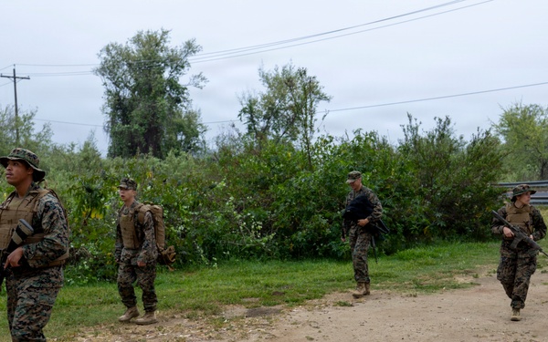 Sailors with 1st Dental Battalion conduct medical readiness training
