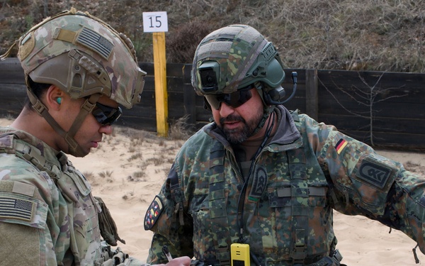 1-12 Cav participates in Schützenschnur weapon qualification in Lithuania