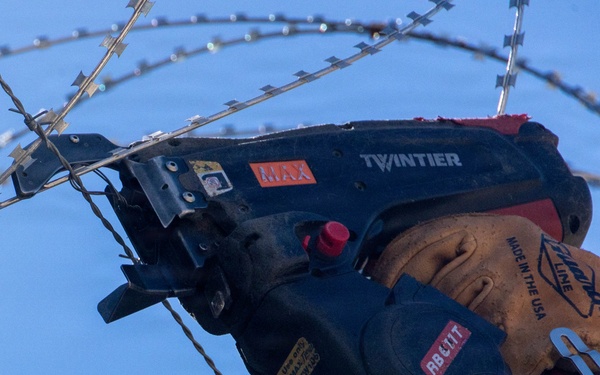 Marines with JTF-SB conduct border reinforcement