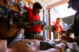 Lt. Gen. Izaguirre observes littoral medical training aboard MSV(L)-01