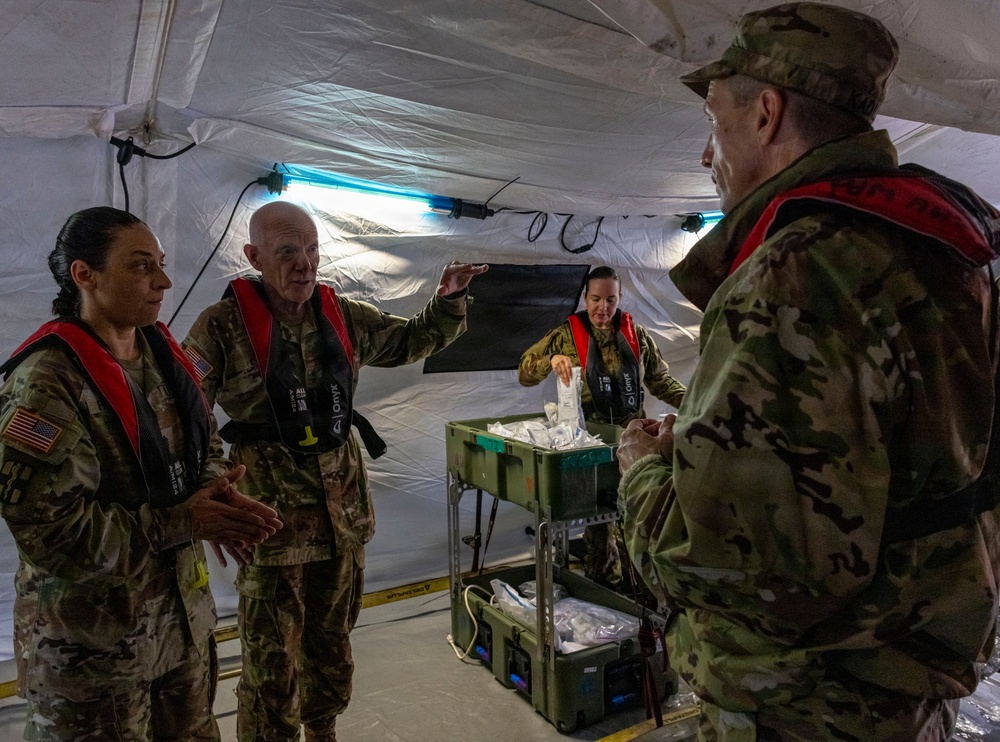 Maj. Gen. Cox tours MSV(L) during littoral medical training