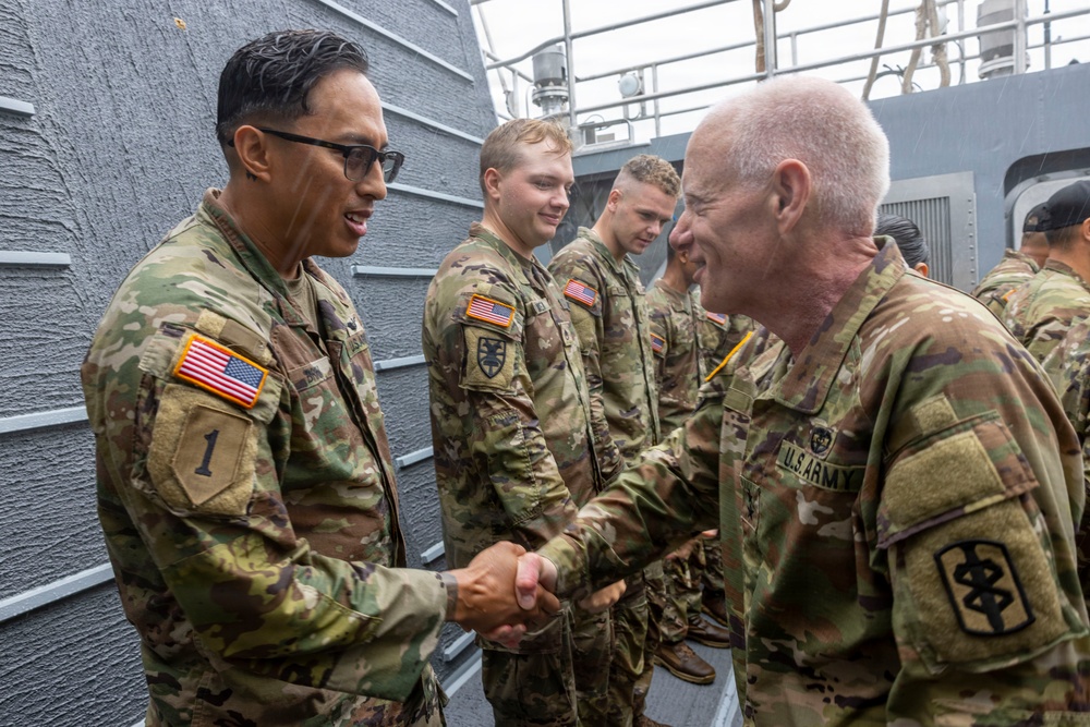 Maj. Gen. Cox tours MSV(L) during littoral medical training