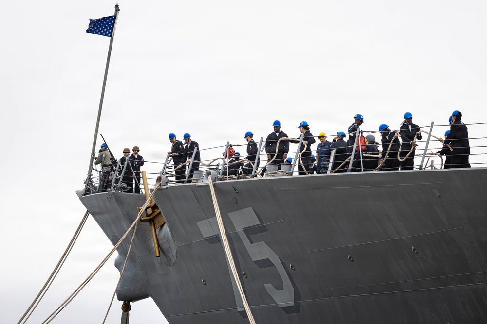 USS Donald Cook (DDG 75) Departs for Deployment