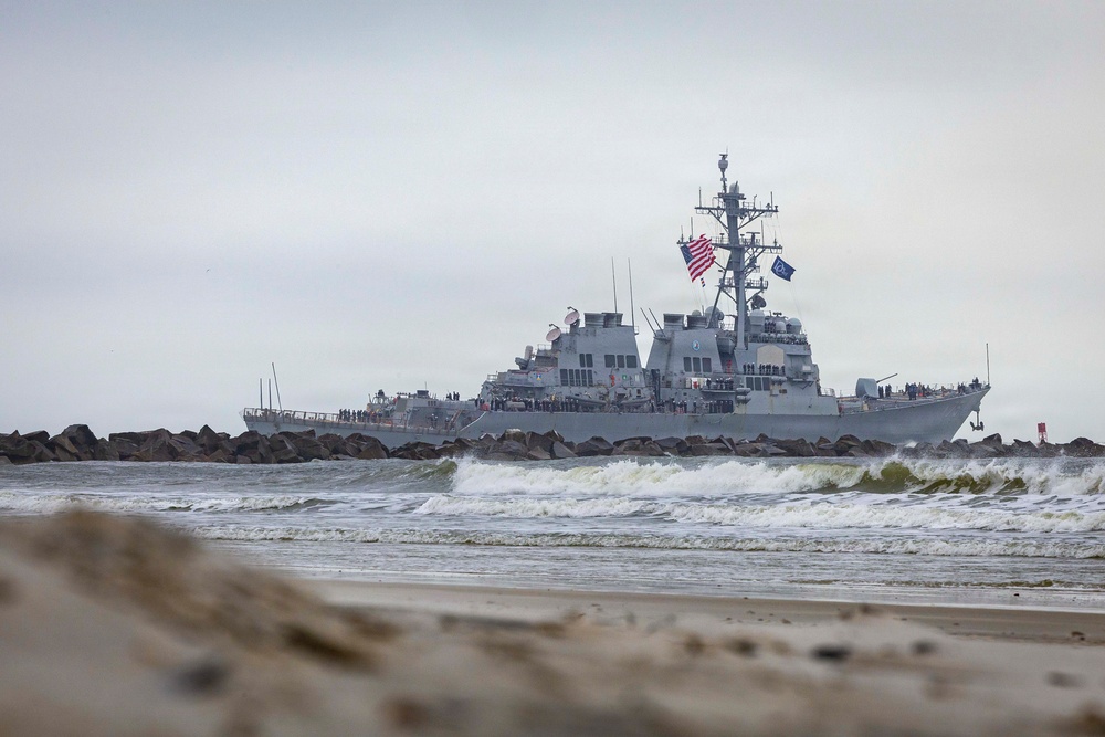 USS Donald Cook (DDG 75) Departs for Deployment
