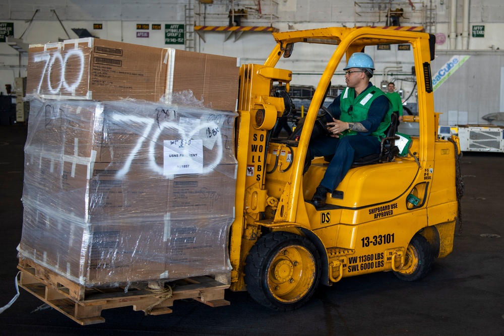 USS Nimitz and USNS Patuxent Conduct Replenishment-at-Sea