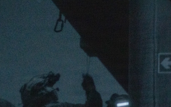 24th MEU conducts VBSS training