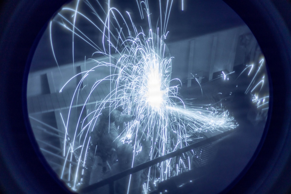 24th MEU conducts VBSS training