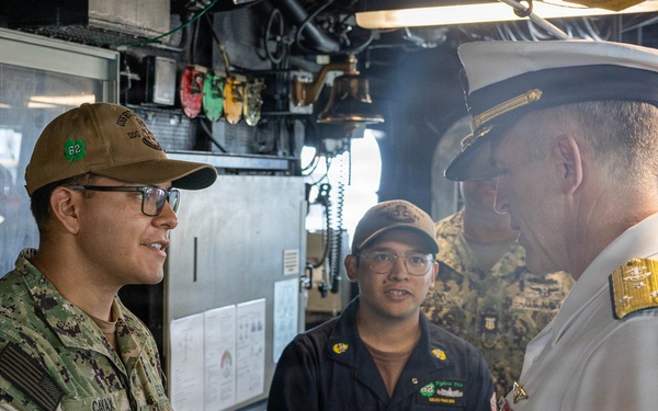 Commander, U.S. 7th Fleet Vice Adm. Pat Hannifin visits USS Fitzgerald during Exercise Kakadu 2026