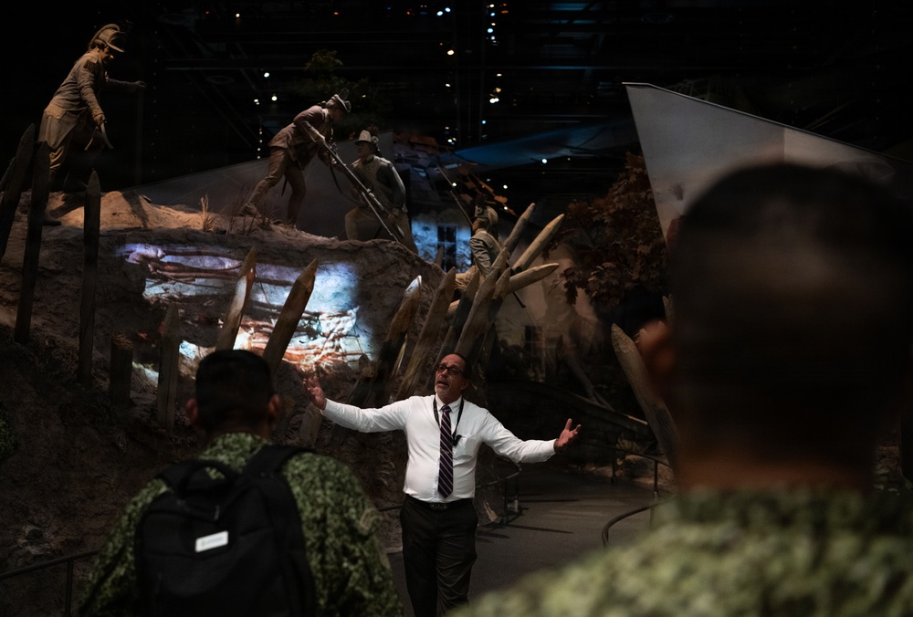 Jungle ops, history, emerging tech: U.S. Army, Colombian senior enlisted leaders 'all in' at Fort Benning