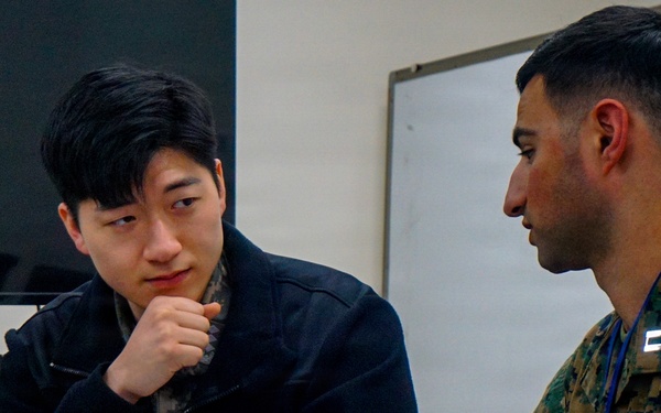 5th Air Naval Gunfire Liaison Company Marines conduct training with Republic of Korea service members