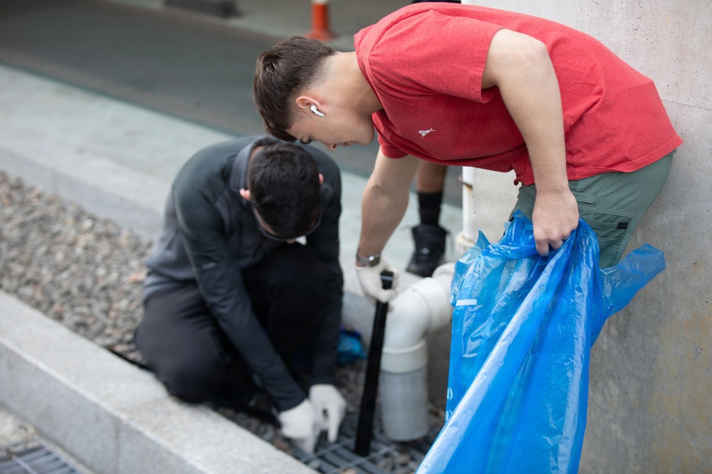 210 Field Artillery Brigade assists in Jihaeng Clean-Up Event