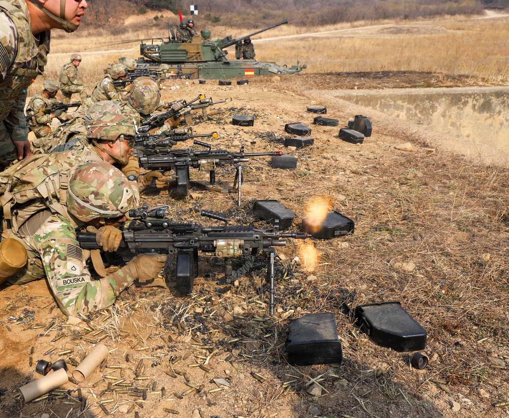 11th Airborne Division Conducts Combined Arms Live Fire Exercise