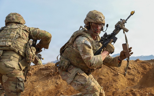 11th Airborne Division Conducts Combined Arms Live Fire Exercise