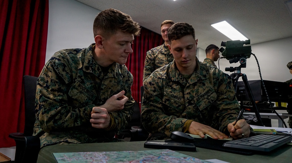 5th Air Naval Gunfire Liaison Company Marines conduct training with Republic of Korea service members