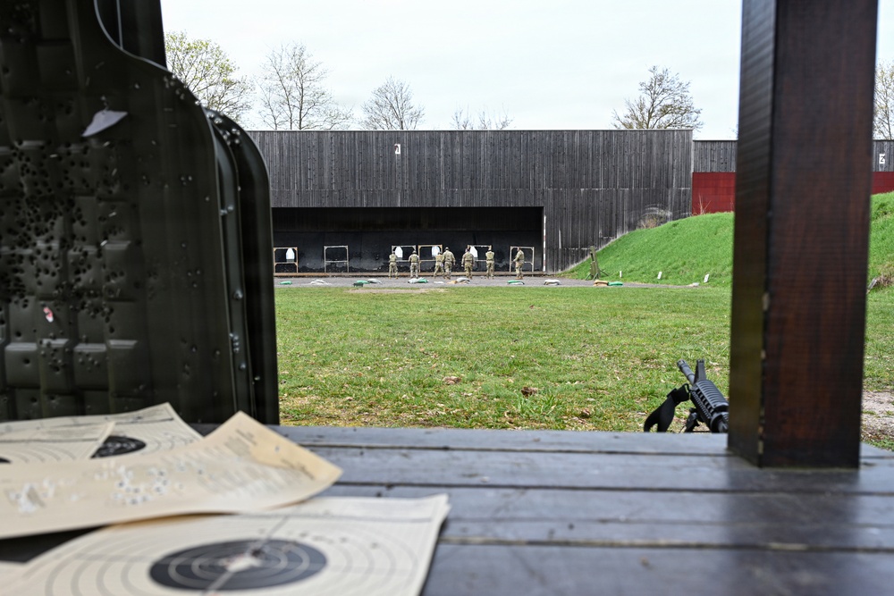 HHC USAG-Wiesbaden MPs Conduct Law Enforcement Weapons Training and Qualification