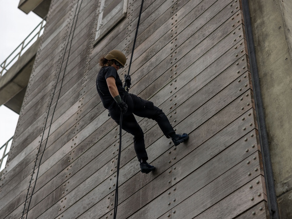 12th Marine Littoral Regiment Hosts a Spouse Warrior Day