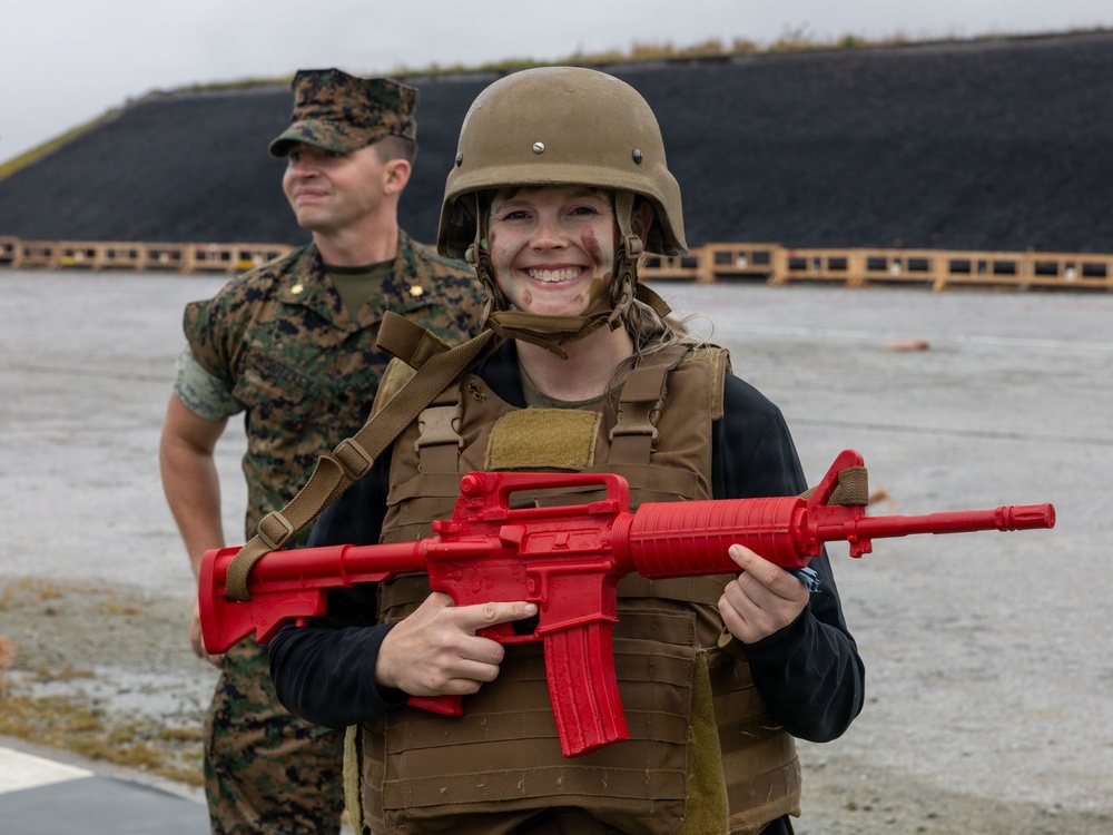 12th Marine Littoral Regiment Hosts a Spouse Warrior Day