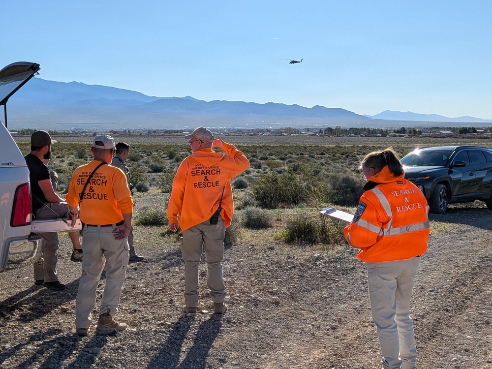 Air Force helicopter crew rescues stranded hiker from Nevada cliffside