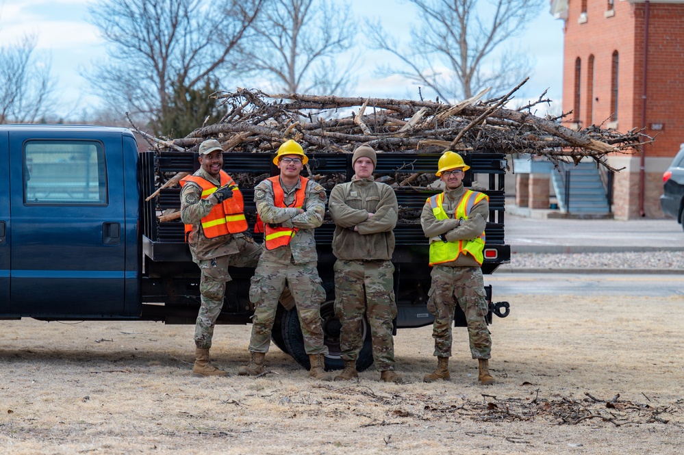 90MW cleans up after windstorm.